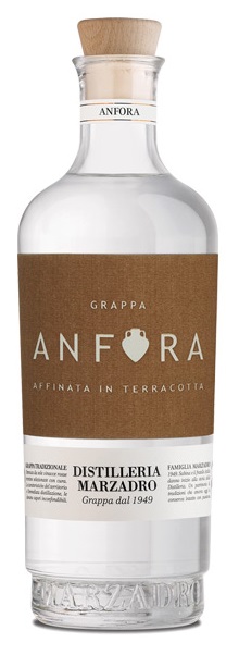 Grappa Anfora affinata in terracotta Distilleria Marzadro